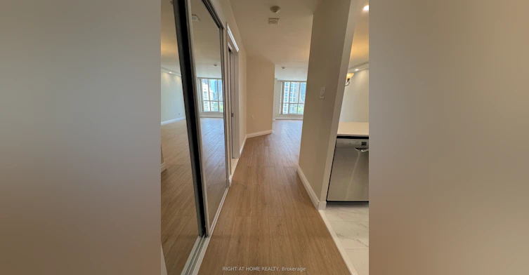 906-2287 Lake Shore Boulevard W, Toronto, ON, M8V 3Y1 - 10