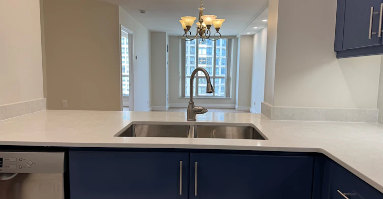 906-2287 Lake Shore Boulevard W, Toronto, ON, M8V 3Y1 - 7