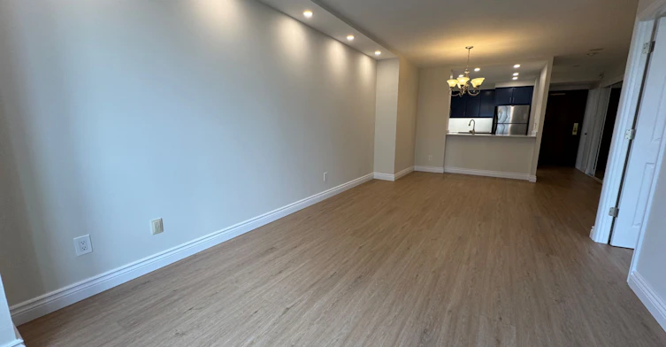 906-2287 Lake Shore Boulevard W, Toronto, ON, M8V 3Y1 - 4