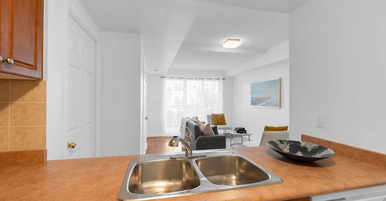 2057-3047 Finch Avenue W, Toronto, ON, M9M 0A5 - 14