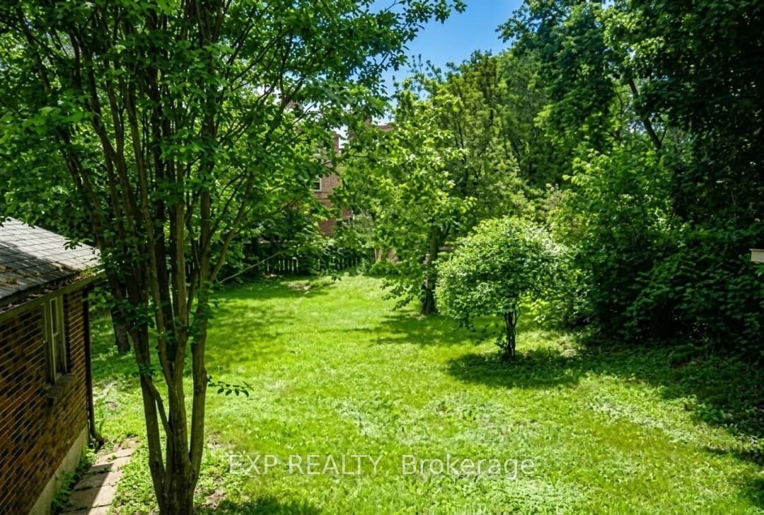 Upper Level-254 Hillside Drive, Mississauga, ON, L5M 1G5 - 8