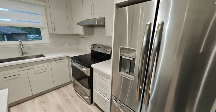2067 Obeck Crescent, Mississauga, ON, L5H 3L6 - 4