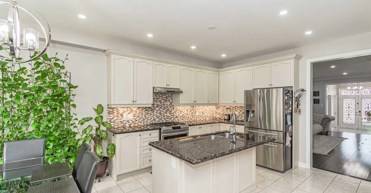 256 Sixteen Mile Drive, Oakville, ON, L6M 0V8 - 6