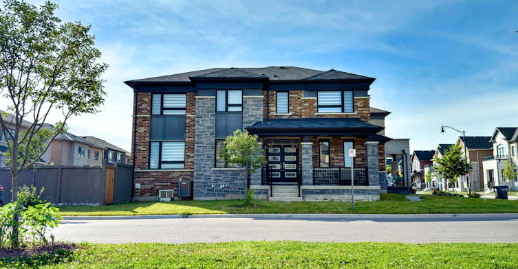30 Boothill Drive, Brampton, ON, L7A 5E4 - 3