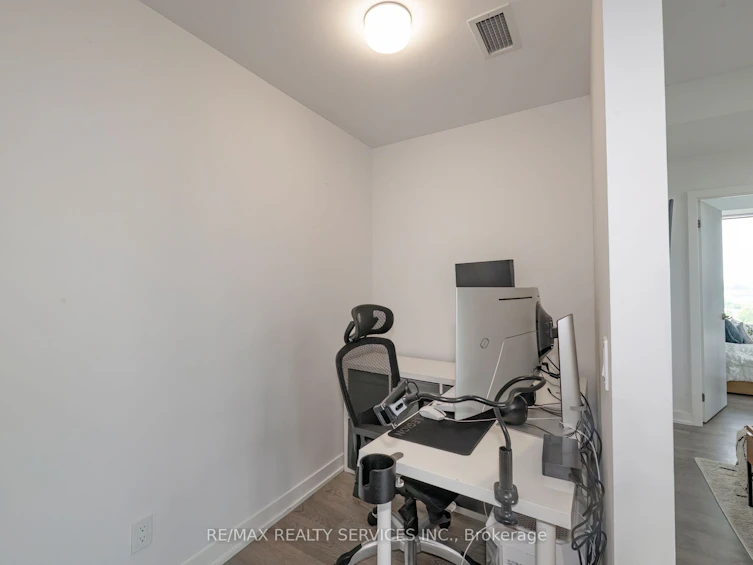 1616-1926 Lake Shore Boulevard W, Toronto, ON, M6S 1A1 - 13
