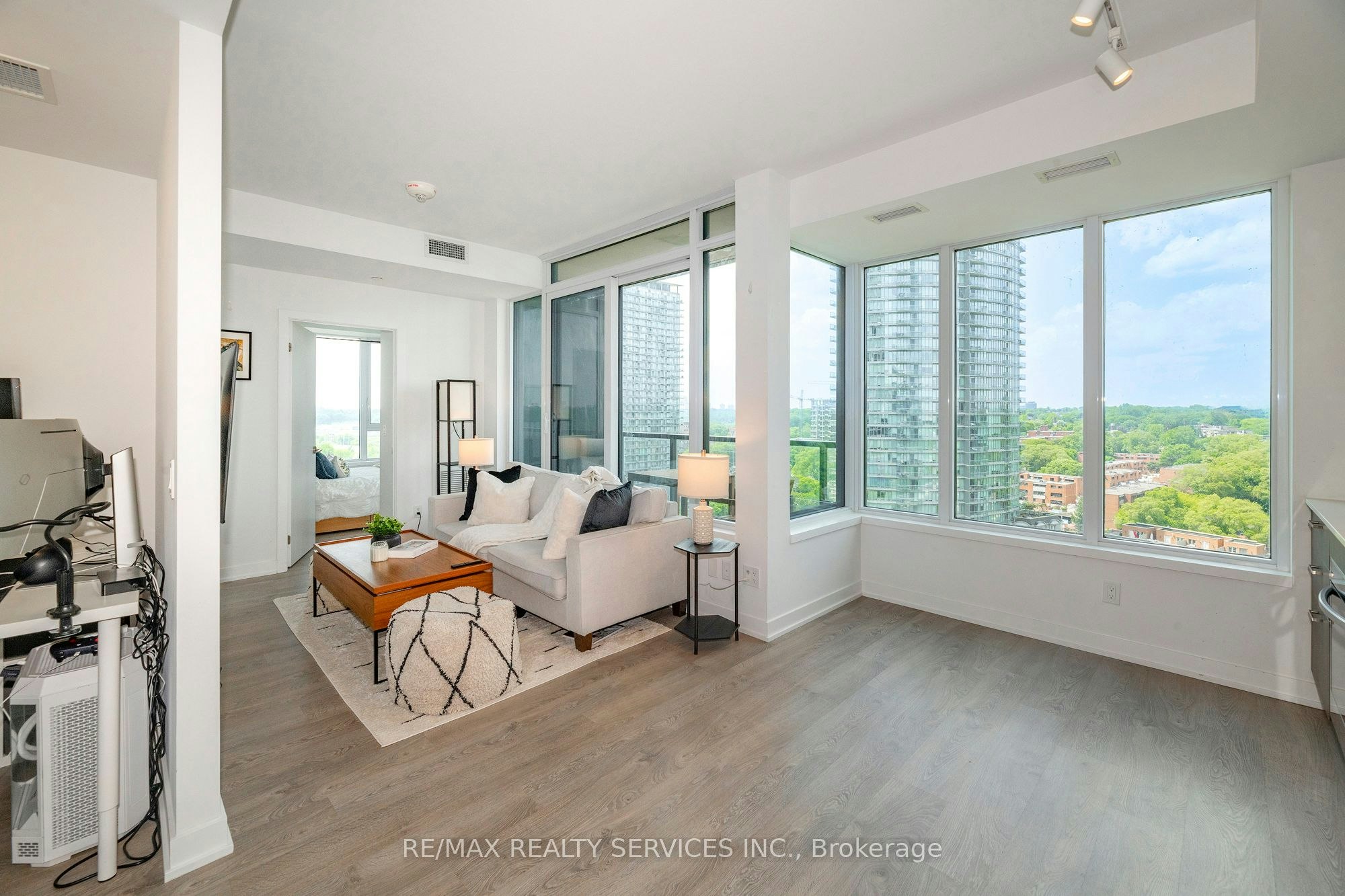 1616-1926 Lake Shore Boulevard W, Toronto, ON, M6S 1A1 - 9