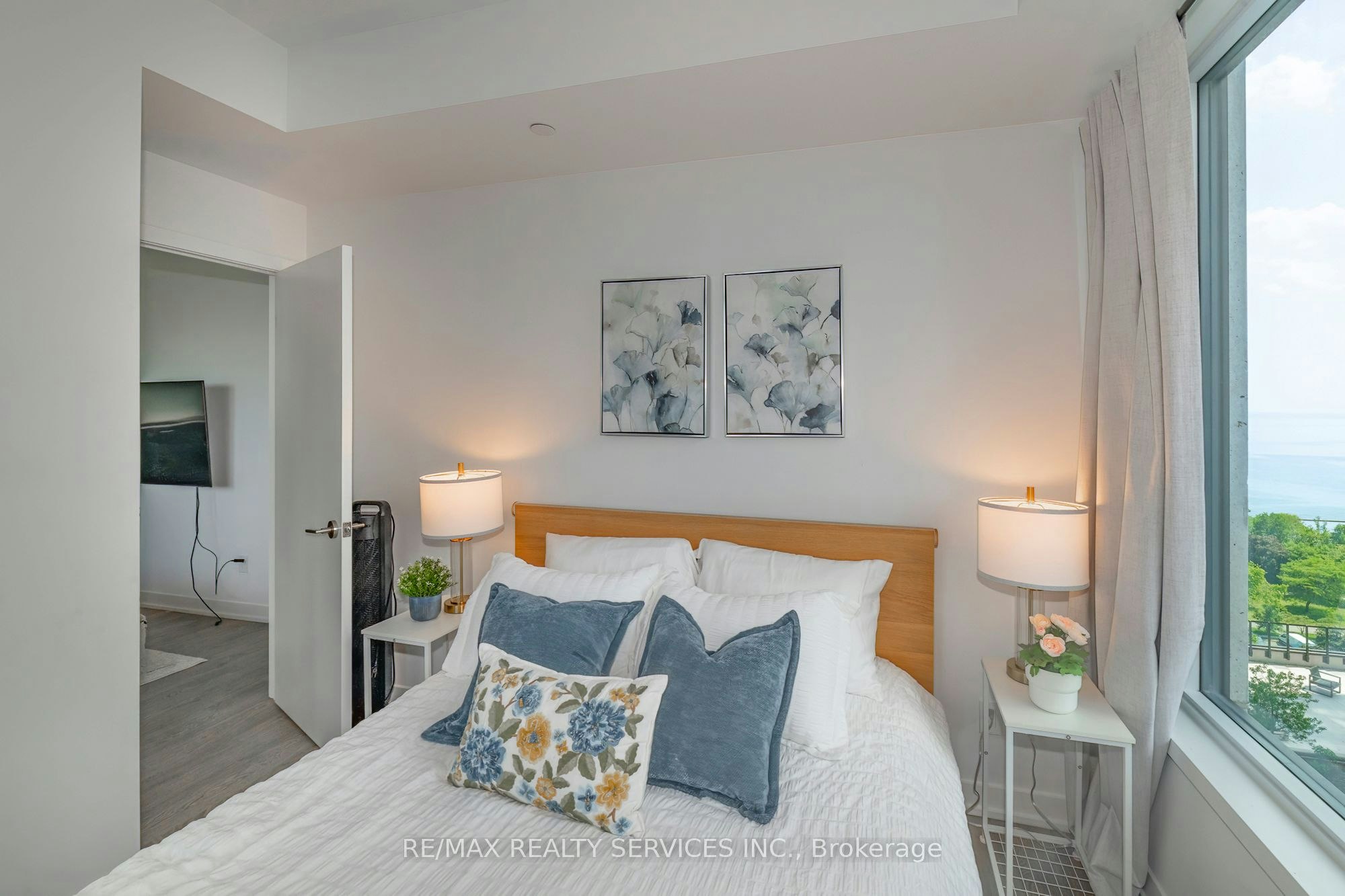 1616-1926 Lake Shore Boulevard W, Toronto, ON, M6S 1A1 - 16