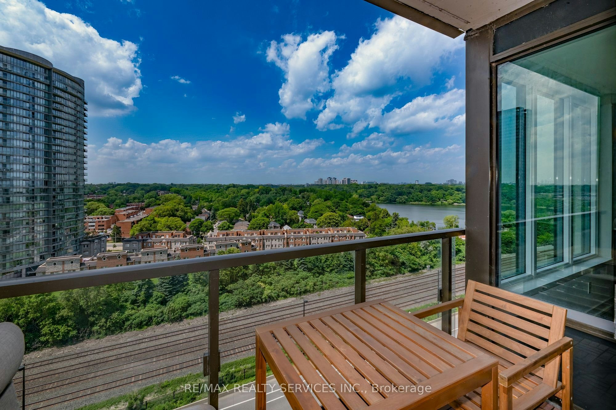 1616-1926 Lake Shore Boulevard W, Toronto, ON, M6S 1A1 - 19