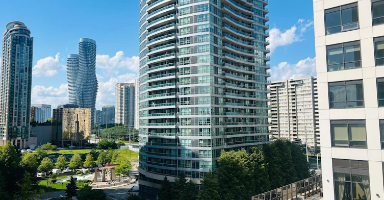 602-36 Elm Drive W, Mississauga, ON, L5B 0N3 - 8