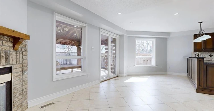 3452 Cherrington Crescent, Mississauga, ON, L5L 5B7 - 8