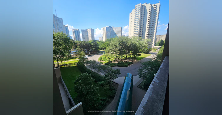 506-3590 Kaneff Crescent, Mississauga, ON, L5A 3X3 - 2