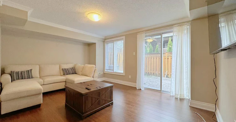 54 Bluewater Court, Toronto, ON, M8V 4A9 - 12