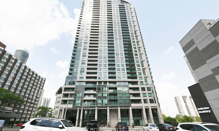 2005-208 Enfield Place