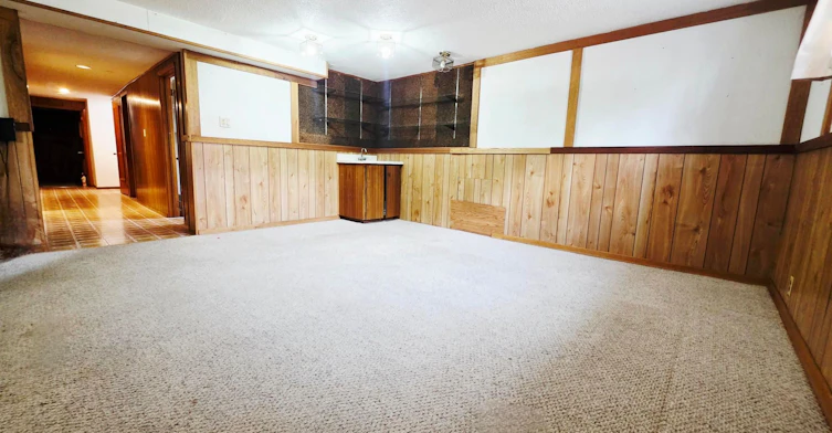 Lower-252 Maple Leaf Drive, Toronto, ON, M6L 1P1 - 11