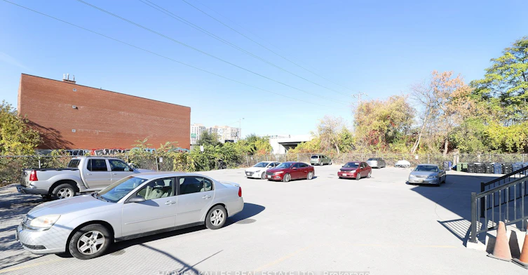 102-500 Gilbert Avenue, Toronto, ON, M6E 4X5 - 16