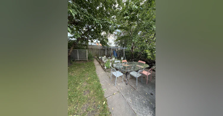 131 Cameron Avenue, Toronto, ON, M6M 1R6 - 10