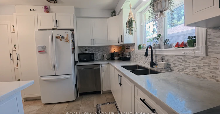 Upper-3471 The Credit Woodlands Drive, Mississauga, ON, L5C 2K5 - 9