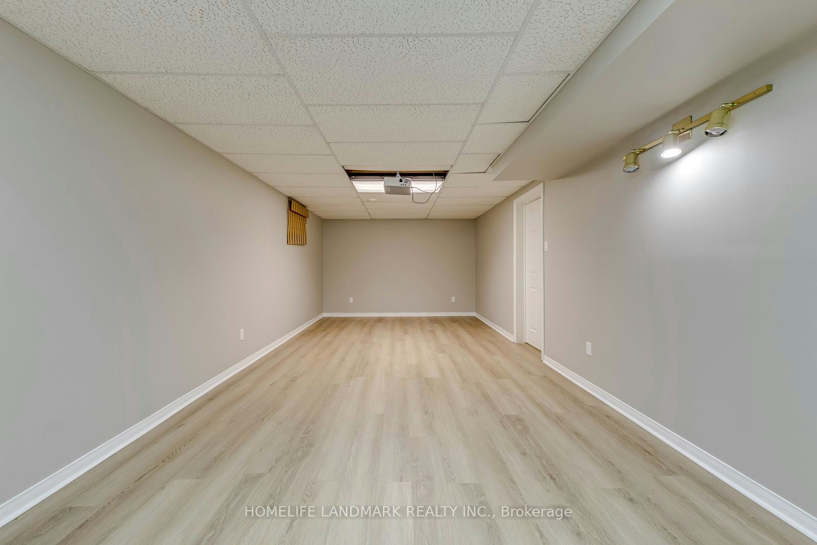 67 Cudmore Road, Oakville, ON, L6L 2Y4 - 34