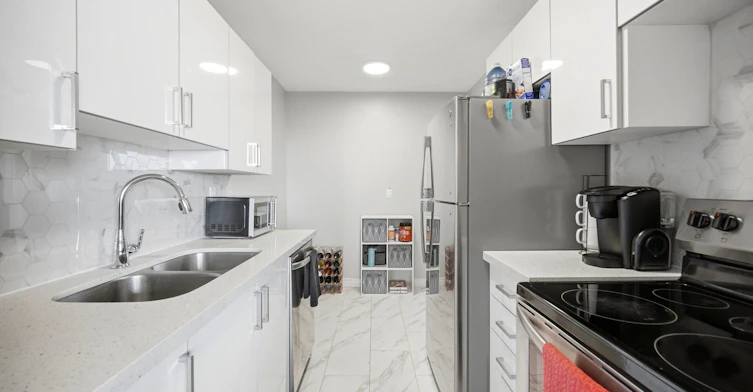 709-2929 Aquitaine Avenue, Mississauga, ON, L5N 2C7 - 12