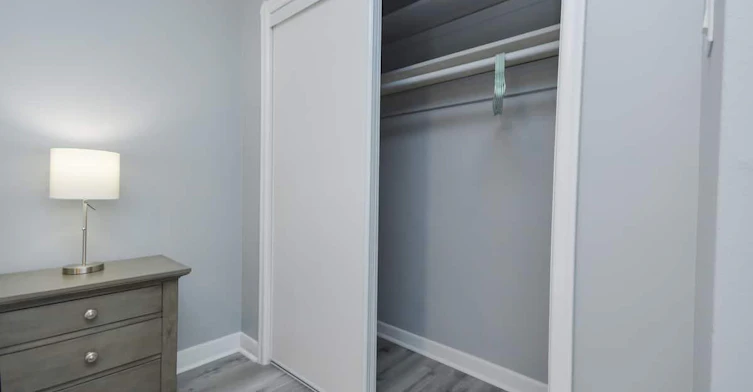 9 Donald Avenue, Toronto, ON, M6M 1J7 - 15