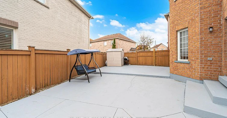 Upper Unit-29 Laurentide Crescent, Brampton, ON, L6P 1Y3 - 21