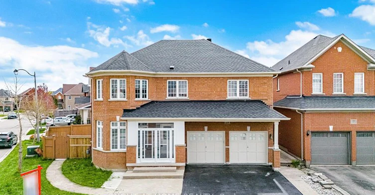 Upper Unit-29 Laurentide Crescent, Brampton, ON, L6P 1Y3 - 2