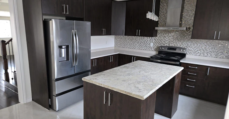 UPPER - 5323 Tenth Line W Street, Mississauga, ON, L5M 0V8 - 5