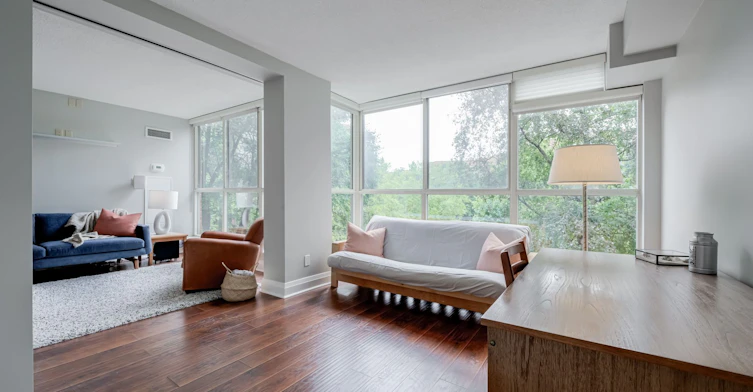 329-22 Southport Street, Toronto, ON, M6S 4Y9 - 14