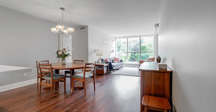 329-22 Southport Street, Toronto, ON, M6S 4Y9 - 3