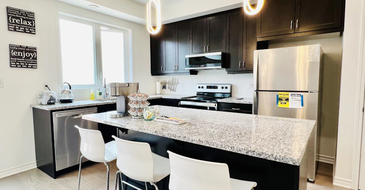 1400 Kaniv Street, Oakville, ON, L6M 5P3 - 7