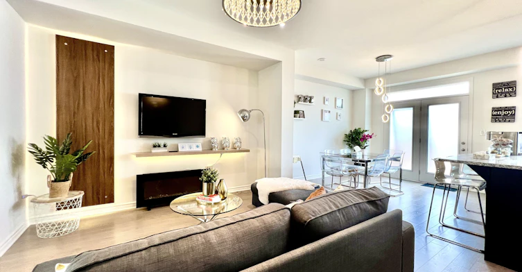 1400 Kaniv Street, Oakville, ON, L6M 5P3 - 3