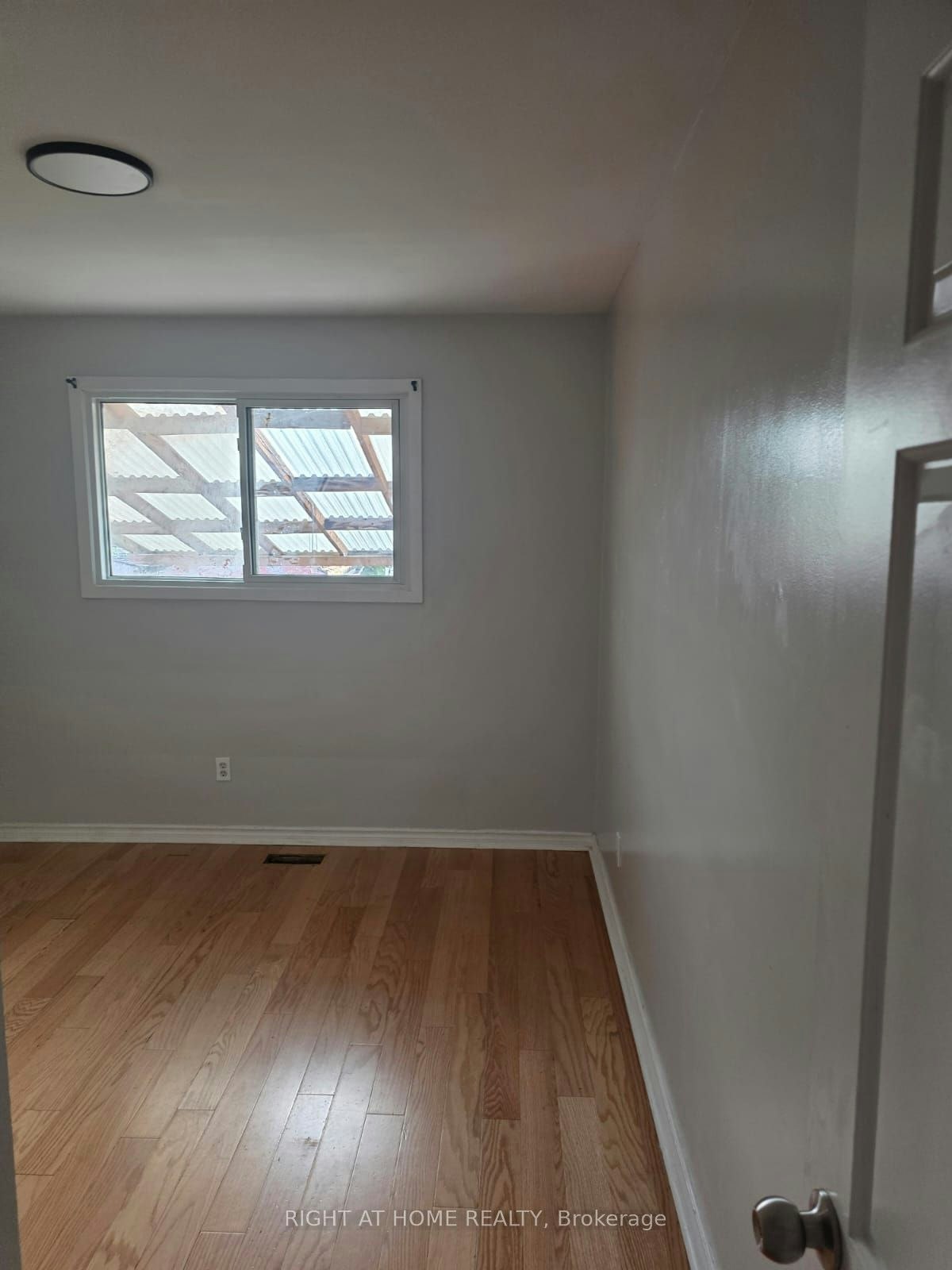 Main Floor-34 Goldsboro Road, Toronto, ON, M9L 1A7 - 5