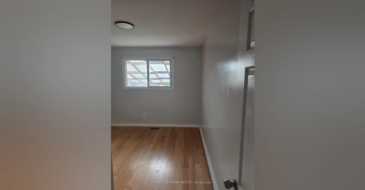 Main Floor-34 Goldsboro Road, Toronto, ON, M9L 1A7 - 5