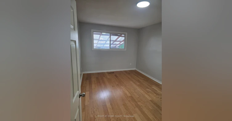 Main Floor-34 Goldsboro Road, Toronto, ON, M9L 1A7 - 11
