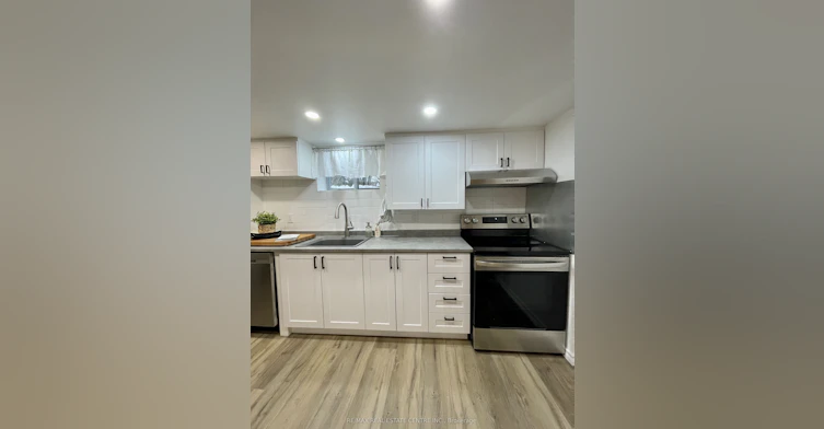 24 Smithwood Drive, Toronto, ON, M9B 4R8 - 7