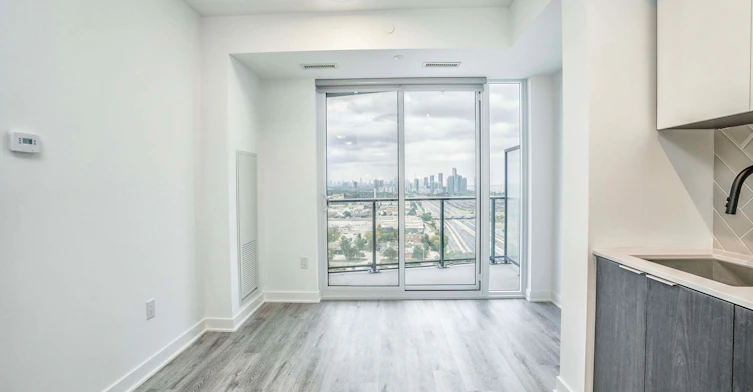 2005-36 Zorra Street, Toronto, ON, M8Z 4Z7 - 11
