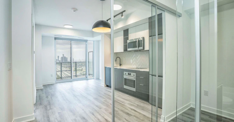 2005-36 Zorra Street, Toronto, ON, M8Z 4Z7 - 7