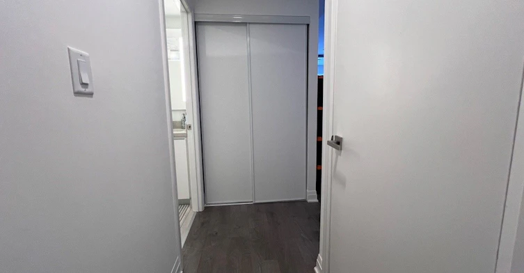 1205-4015 The Exchange N/A, Mississauga, ON, L5B 0N9 - 9