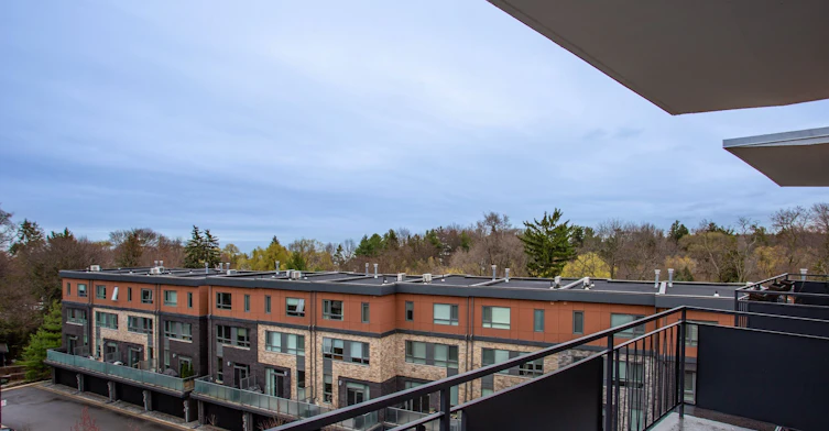 504-371 Lakeshore Road W, Mississauga, ON, L5H 1H4 - 12