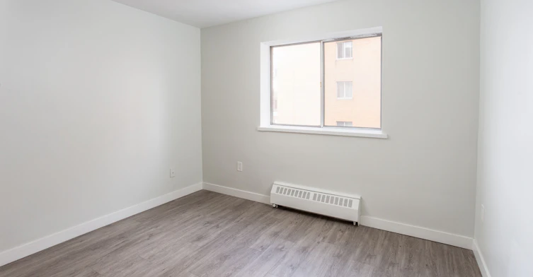 504-371 Lakeshore Road W, Mississauga, ON, L5H 1H4 - 9