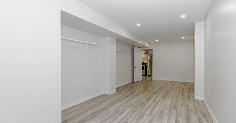 Basment-101 Hullrick Drive, Toronto, ON, M9W 6W4 - 17