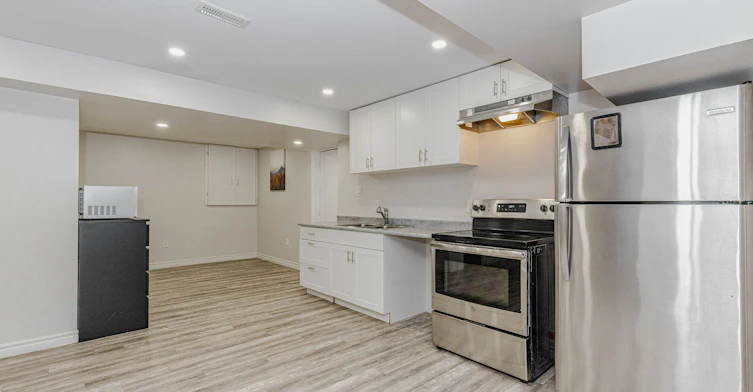 Basment-101 Hullrick Drive, Toronto, ON, M9W 6W4 - 7