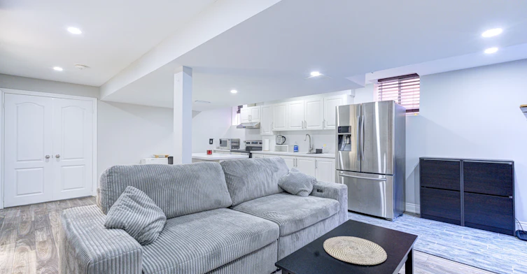 Bsmnt-7217 Terragar Boulevard, Mississauga, ON, L5N 7L9 - 3