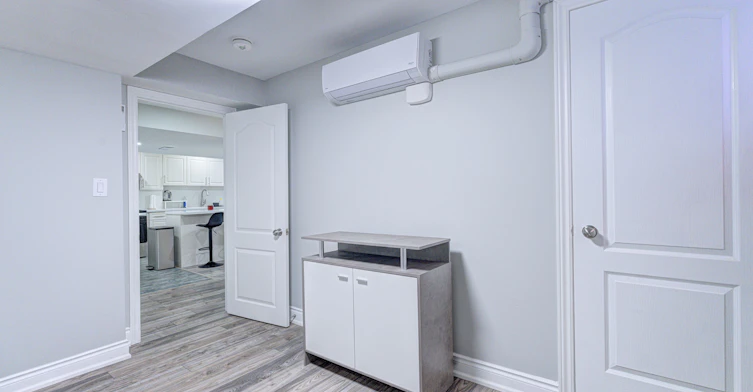 Bsmnt-7217 Terragar Boulevard, Mississauga, ON, L5N 7L9 - 15