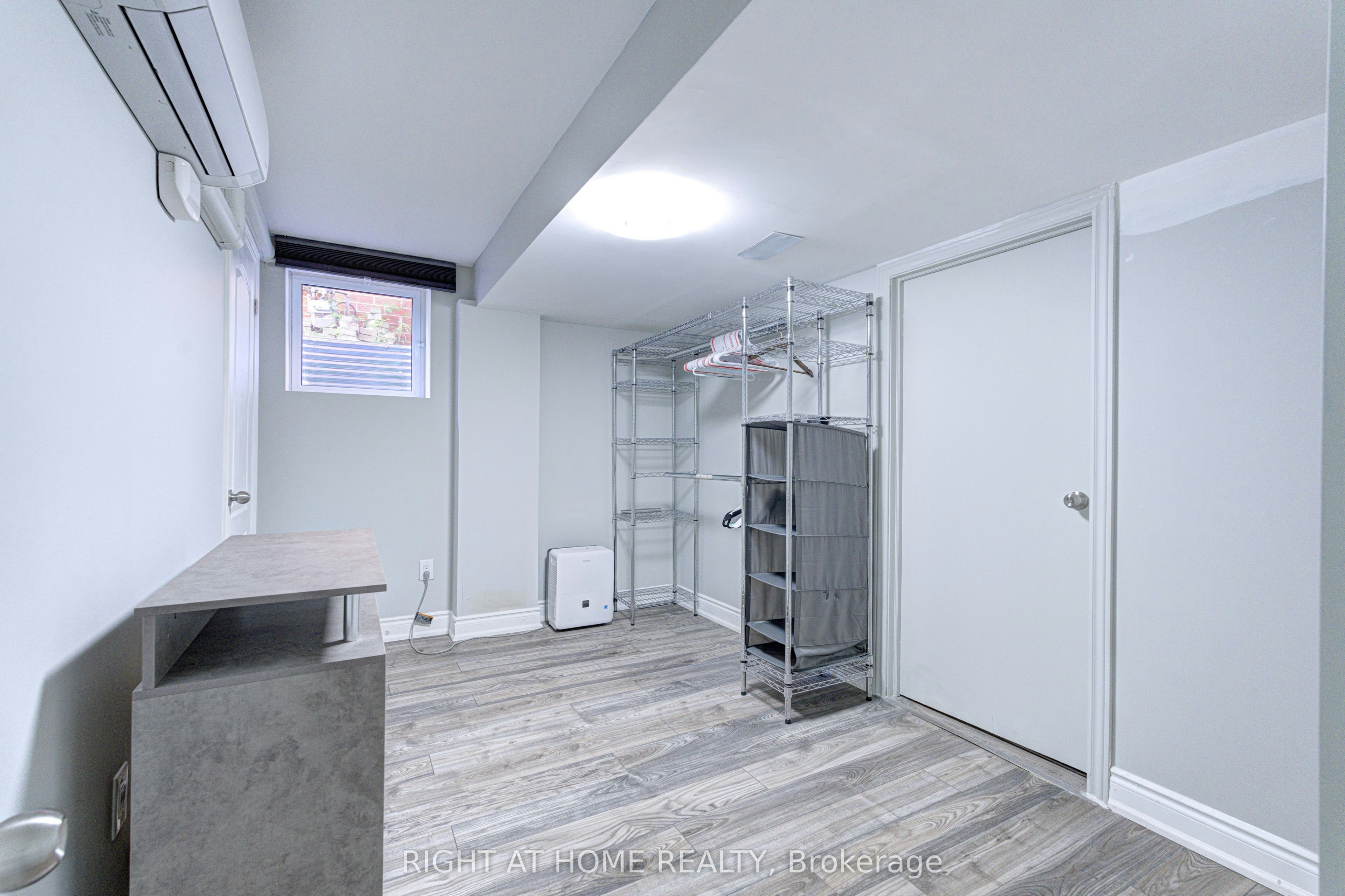 Bsmnt-7217 Terragar Boulevard, Mississauga, ON, L5N 7L9 - 14
