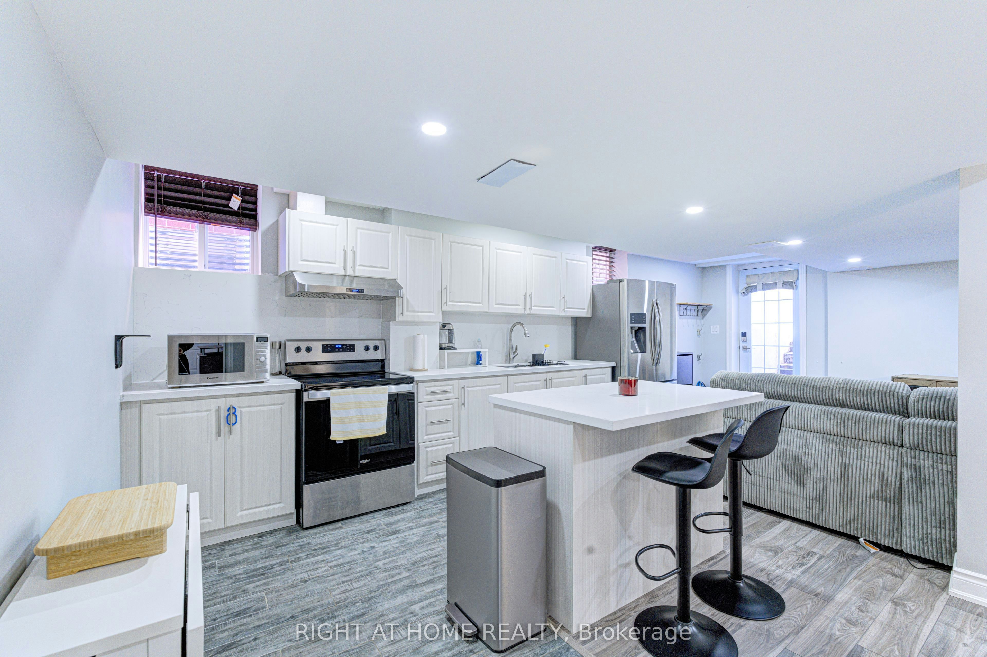 Bsmnt-7217 Terragar Boulevard, Mississauga, ON, L5N 7L9 - 8