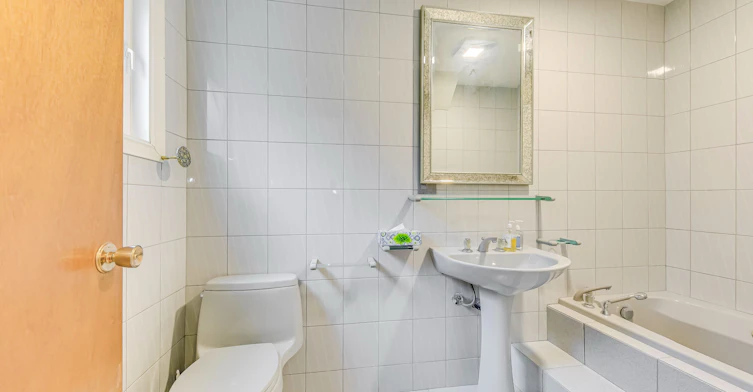 Lower-2125 Varency Drive, Mississauga, ON, L5K 1C2 - 10