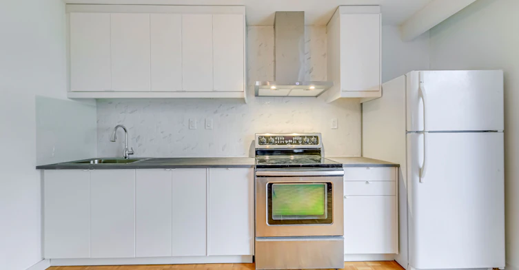 Lower-2125 Varency Drive, Mississauga, ON, L5K 1C2 - 8