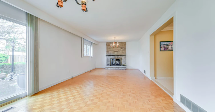 Lower-2125 Varency Drive, Mississauga, ON, L5K 1C2 - 4