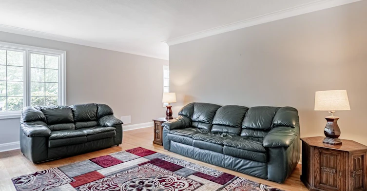 44 Saybrook Avenue, Toronto, ON, M8Z 2V4 - 6